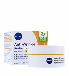 NIVEA Anti-Wrinkle Revitalizing – Refreshing day cream against wrinkles 55+ 50 ML